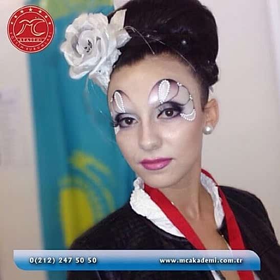 FANTASTİK MAKYAJ EĞİTİMİ