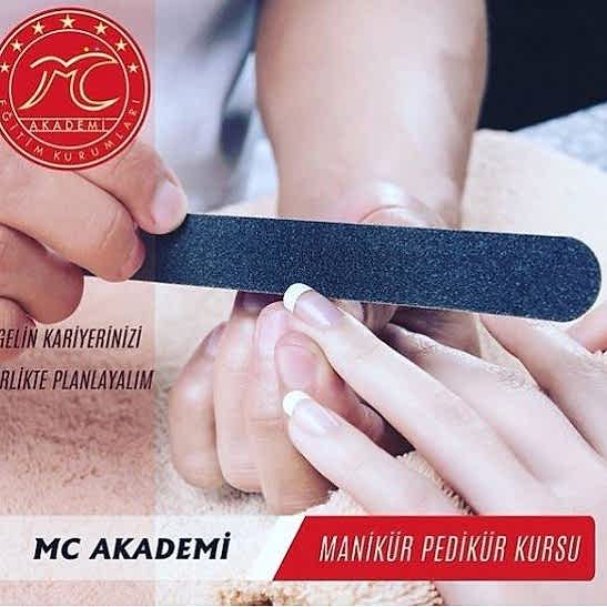 MANİKÜR & PEDİKÜR & PROTEZ TIRNAK KURSU
